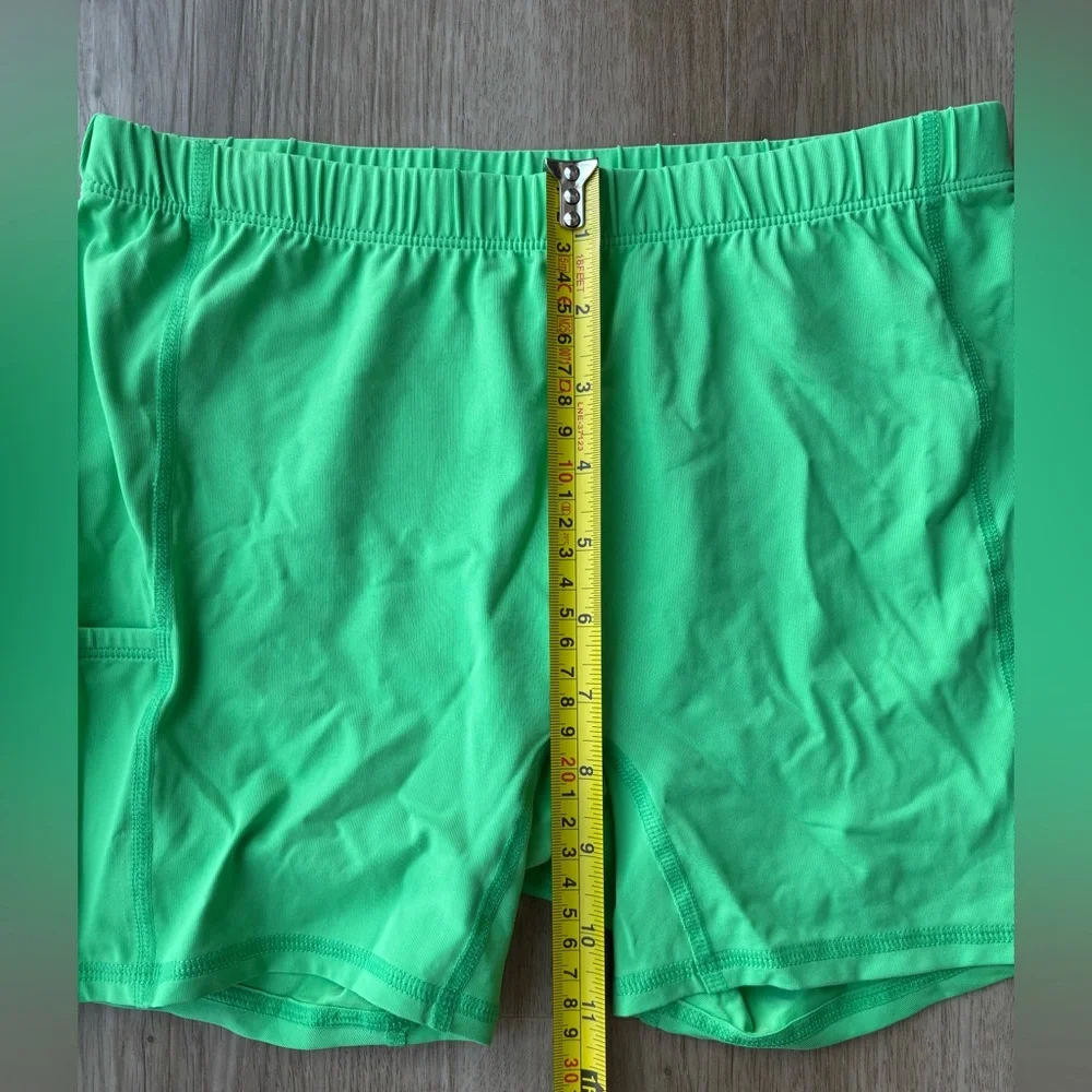 NWT Lilly Pulitzer Luxletic Love Active Dress Fauna Green Tulip to Tango size XS - Picture 11 of 12